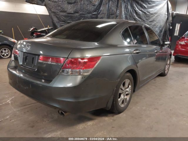 Photo 3 VIN: 1HGCP2F45BA089108 - HONDA ACCORD 