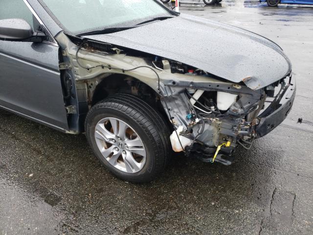 Photo 8 VIN: 1HGCP2F45BA149288 - HONDA ACCORD LXP 