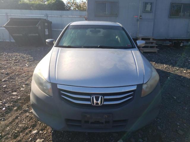 Photo 4 VIN: 1HGCP2F45CA001353 - HONDA ACCORD LXP 