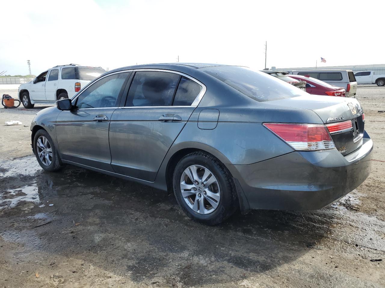 Photo 1 VIN: 1HGCP2F45CA042453 - HONDA ACCORD 