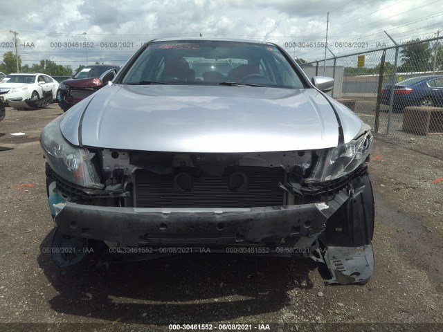 Photo 5 VIN: 1HGCP2F45CA086646 - HONDA ACCORD SDN 