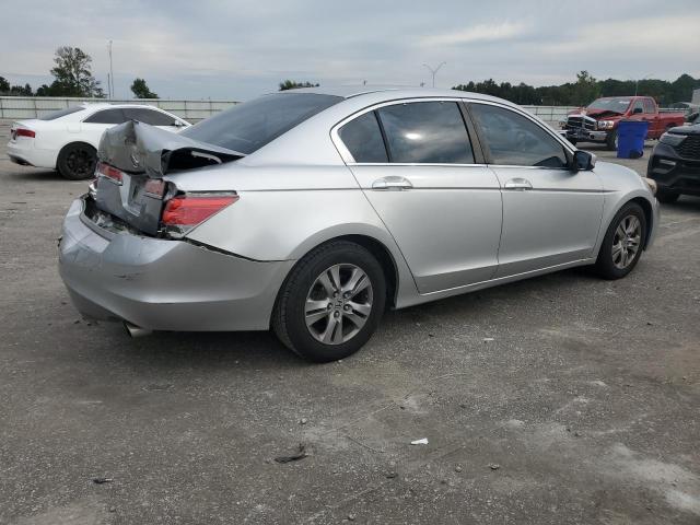 Photo 2 VIN: 1HGCP2F45CA116745 - HONDA ACCORD LXP 