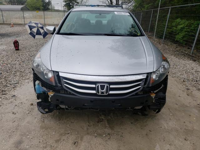 Photo 8 VIN: 1HGCP2F45CA120486 - HONDA ACCORD LXP 