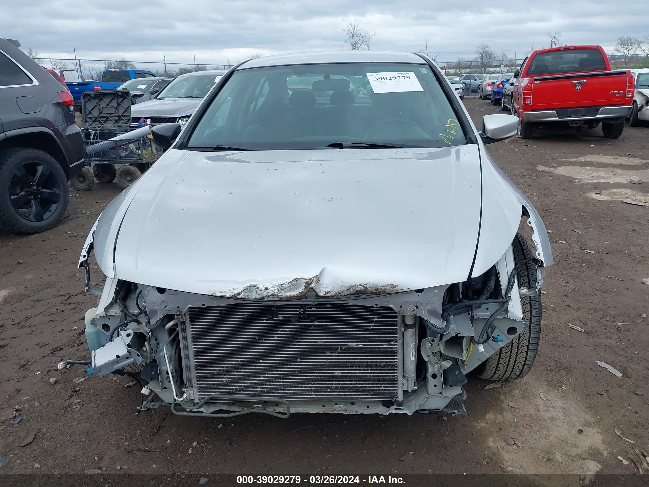 Photo 5 VIN: 1HGCP2F45CA155884 - HONDA ACCORD 