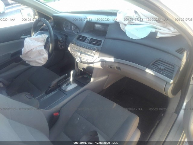 Photo 4 VIN: 1HGCP2F45CA159658 - HONDA ACCORD SDN 