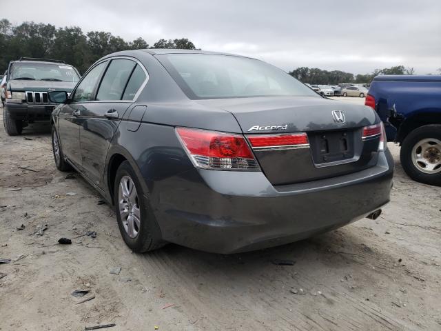 Photo 2 VIN: 1HGCP2F45CA215713 - HONDA ACCORD LXP 