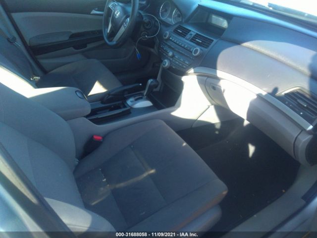 Photo 4 VIN: 1HGCP2F45CA216327 - HONDA ACCORD SDN 