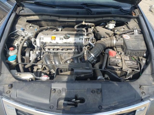 Photo 6 VIN: 1HGCP2F46AA016862 - HONDA ACCORD 