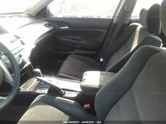 Photo 4 VIN: 1HGCP2F46AA032446 - HONDA ACCORD SDN 