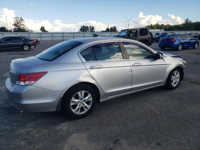 Photo 2 VIN: 1HGCP2F46AA048324 - HONDA ACCORD LXP 