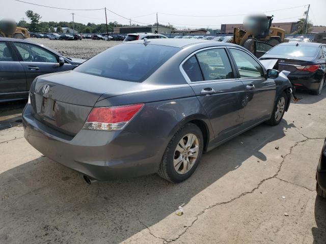 Photo 2 VIN: 1HGCP2F46AA068203 - HONDA ACCORD LXP 