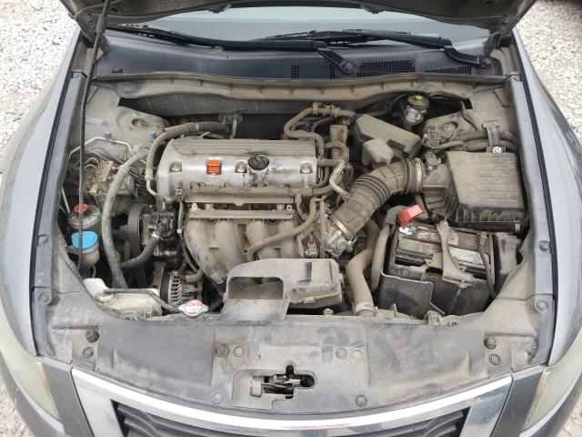 Photo 6 VIN: 1HGCP2F46AA070713 - HONDA ACCORD LXP 