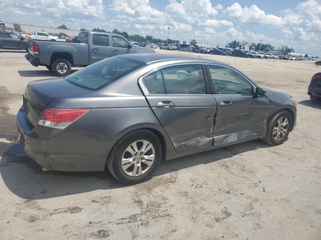 Photo 2 VIN: 1HGCP2F46AA110479 - HONDA ACCORD LXP 