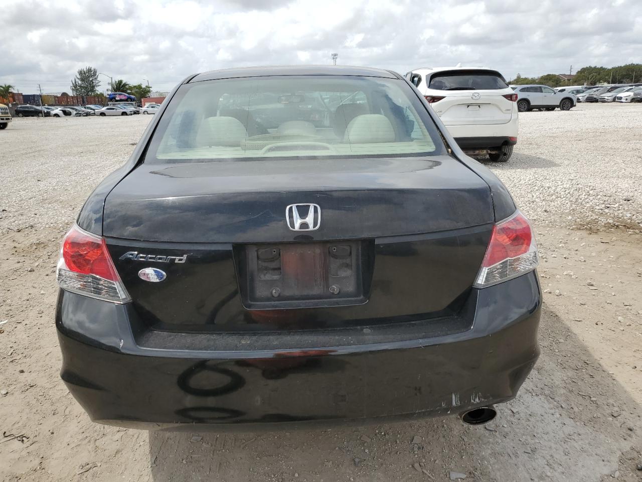 Photo 5 VIN: 1HGCP2F46AA121692 - HONDA ACCORD 