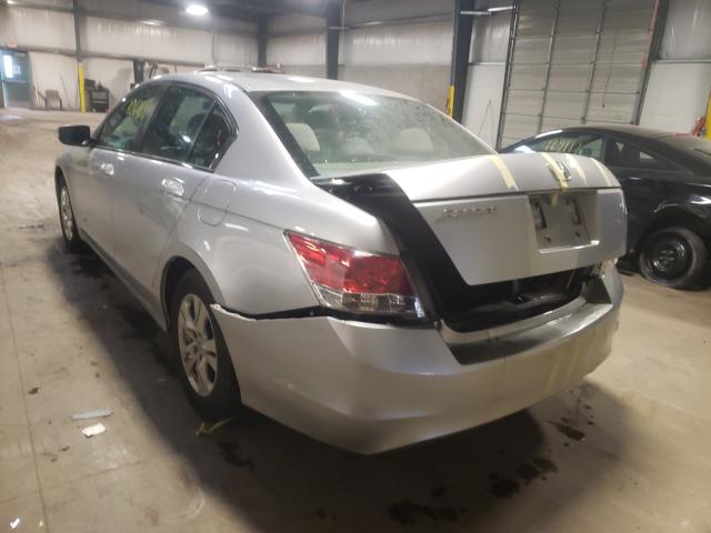 Photo 2 VIN: 1HGCP2F46AA172772 - HONDA ACCORD LXP 