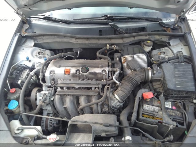 Photo 9 VIN: 1HGCP2F46AA182444 - HONDA ACCORD SDN 