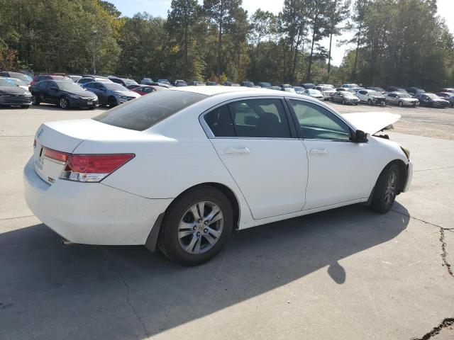 Photo 2 VIN: 1HGCP2F46BA052116 - HONDA ACCORD LXP 