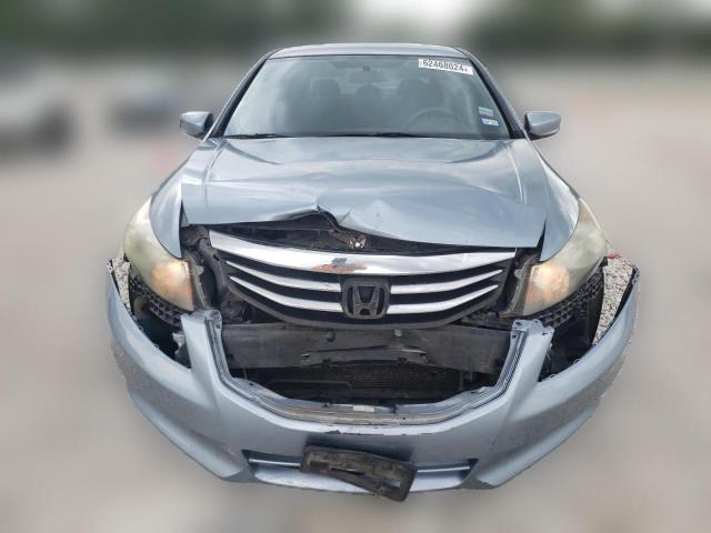 Photo 4 VIN: 1HGCP2F46BA077548 - HONDA ACCORD 