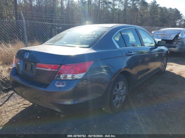 Photo 3 VIN: 1HGCP2F46BA089098 - HONDA ACCORD 