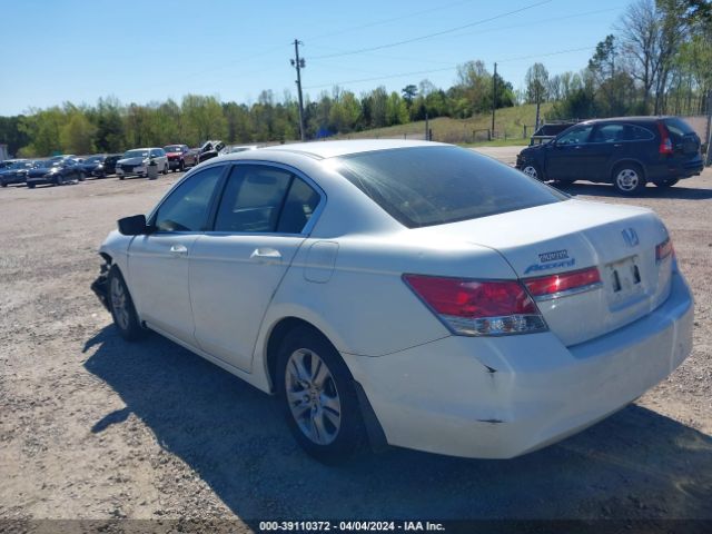 Photo 2 VIN: 1HGCP2F46CA050447 - HONDA ACCORD 