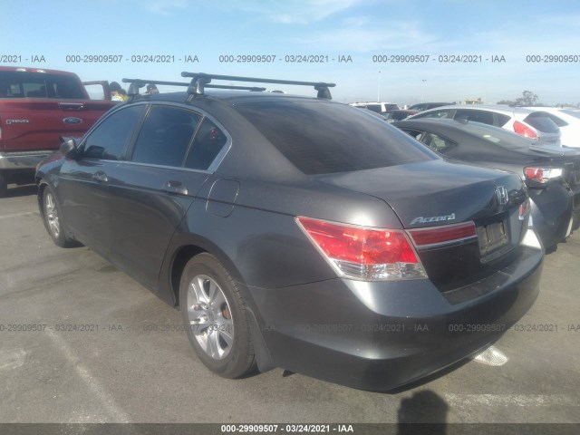 Photo 2 VIN: 1HGCP2F46CA057687 - HONDA ACCORD SDN 