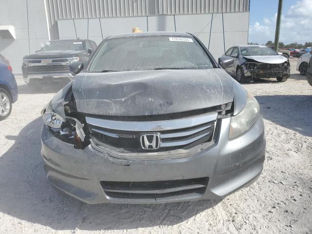 Photo 4 VIN: 1HGCP2F46CA097638 - HONDA ACCORD LXP 