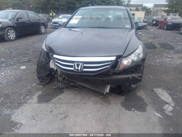 Photo 5 VIN: 1HGCP2F46CA111781 - HONDA ACCORD SDN 