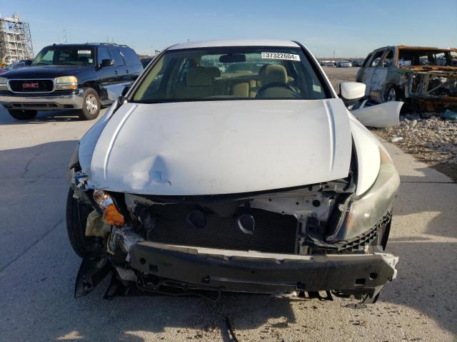 Photo 4 VIN: 1HGCP2F47AA041379 - HONDA ACCORD 