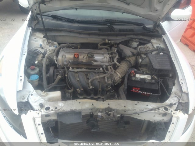 Photo 9 VIN: 1HGCP2F47AA043827 - HONDA ACCORD SDN 