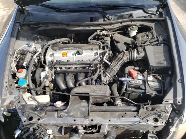 Photo 6 VIN: 1HGCP2F47AA092722 - HONDA ACCORD LXP 