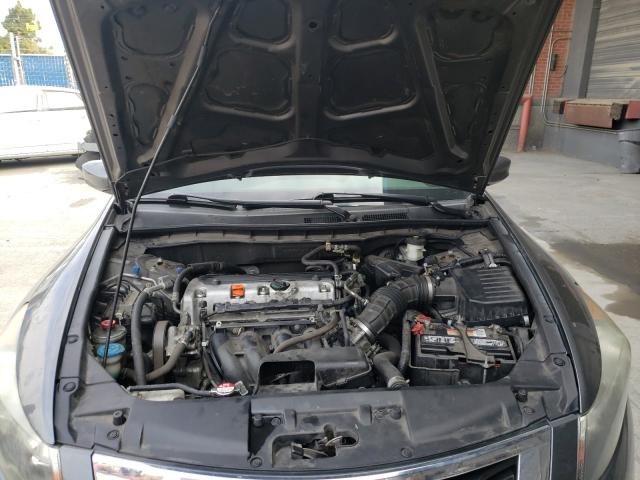 Photo 6 VIN: 1HGCP2F47AA104898 - HONDA ACCORD LXP 