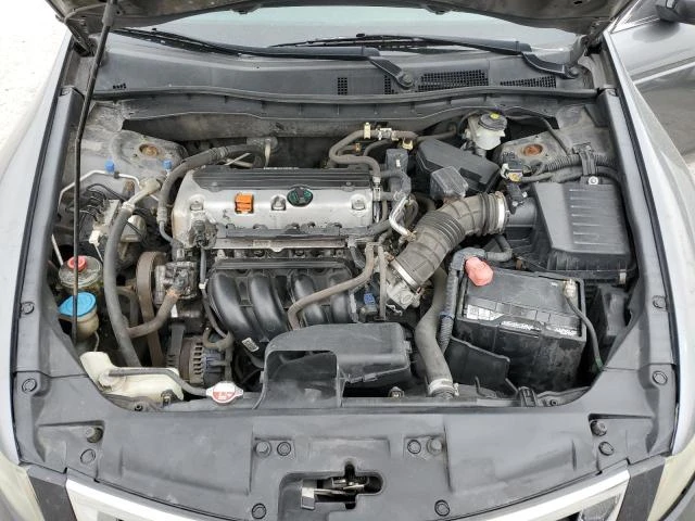 Photo 10 VIN: 1HGCP2F47AA124519 - HONDA ACCORD LXP 