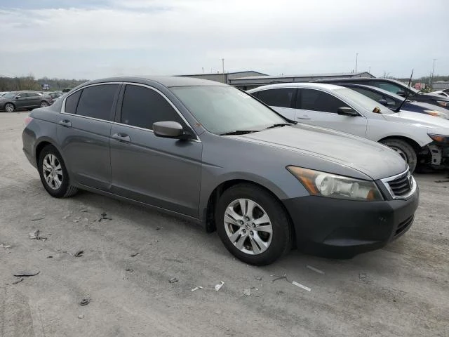 Photo 3 VIN: 1HGCP2F47AA124519 - HONDA ACCORD LXP 