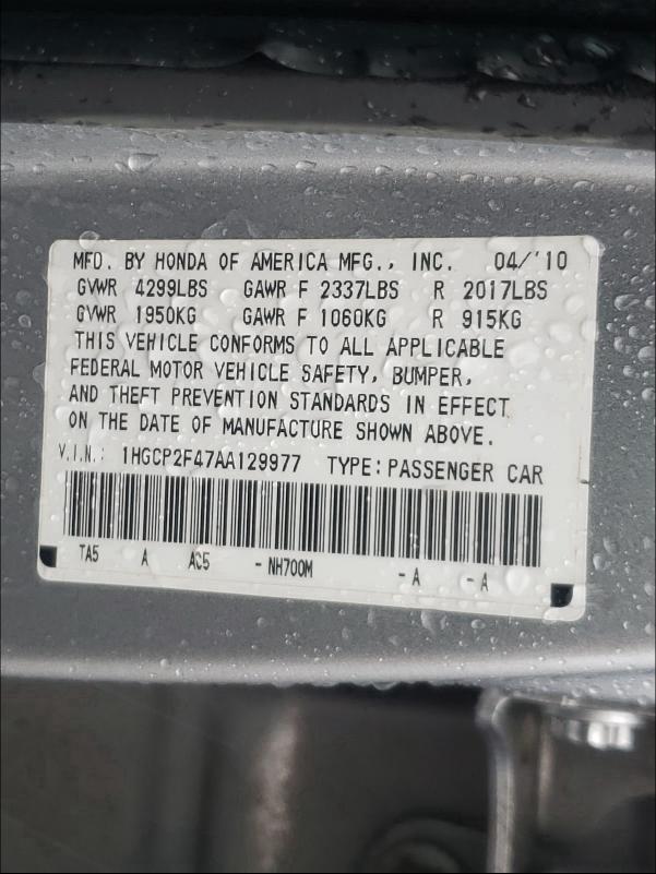 Photo 9 VIN: 1HGCP2F47AA129977 - HONDA ACCORD LXP 