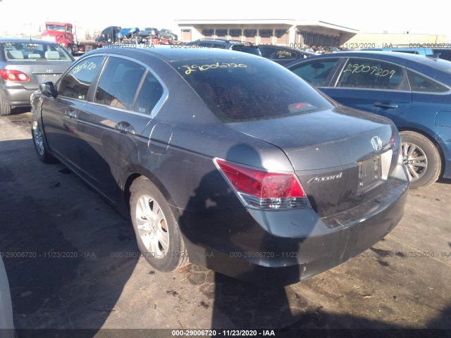 Photo 2 VIN: 1HGCP2F47AA135312 - HONDA ACCORD SDN 