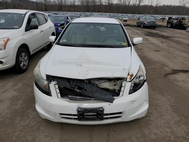 Photo 4 VIN: 1HGCP2F47AA136136 - HONDA ACCORD LXP 