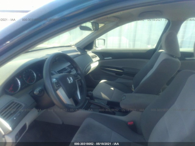 Photo 4 VIN: 1HGCP2F47AA161165 - HONDA ACCORD SDN 