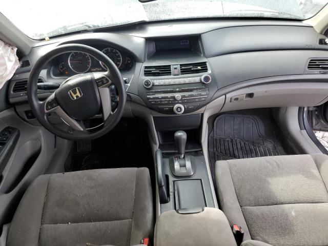 Photo 7 VIN: 1HGCP2F47AA164521 - HONDA ACCORD LXP 