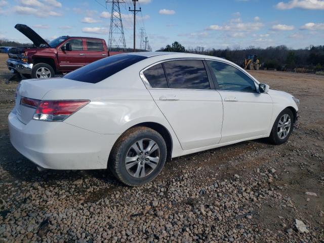 Photo 2 VIN: 1HGCP2F47BA018461 - HONDA ACCORD LXP 