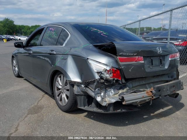 Photo 2 VIN: 1HGCP2F47BA025412 - HONDA ACCORD 