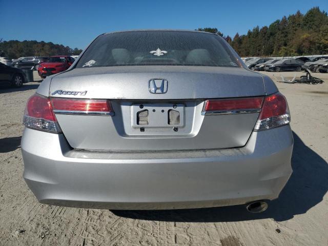 Photo 5 VIN: 1HGCP2F47BA120228 - HONDA ACCORD LXP 