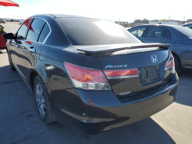 Photo 2 VIN: 1HGCP2F47BA130998 - HONDA ACCORD 