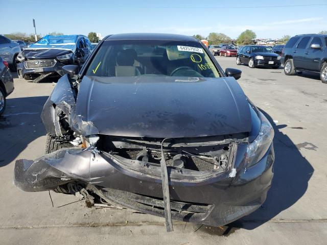 Photo 8 VIN: 1HGCP2F47BA130998 - HONDA ACCORD 