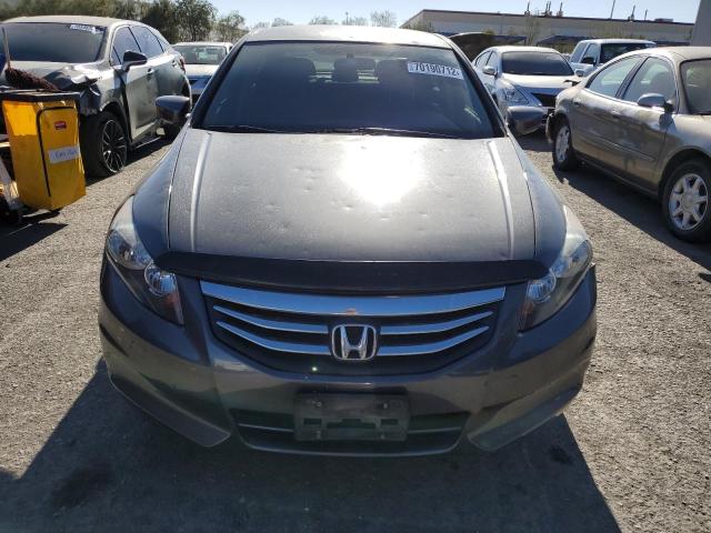 Photo 4 VIN: 1HGCP2F47BA140687 - HONDA ACCORD LXP 