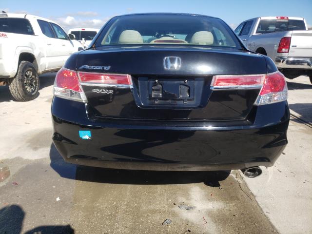 Photo 8 VIN: 1HGCP2F47BA142844 - HONDA ACCORD LXP 