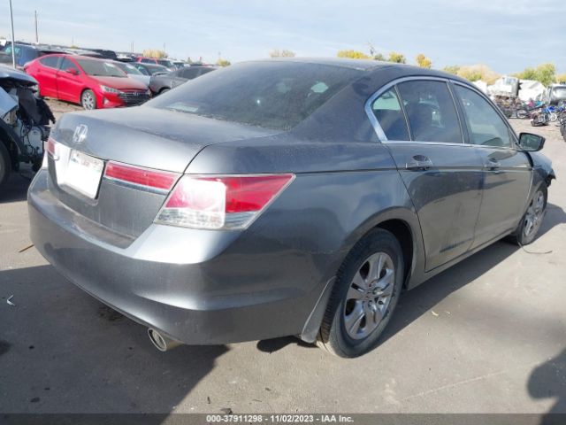 Photo 3 VIN: 1HGCP2F47CA000530 - HONDA ACCORD SDN 