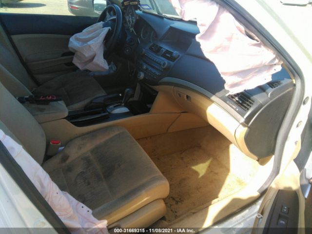 Photo 4 VIN: 1HGCP2F47CA227524 - HONDA ACCORD SDN 