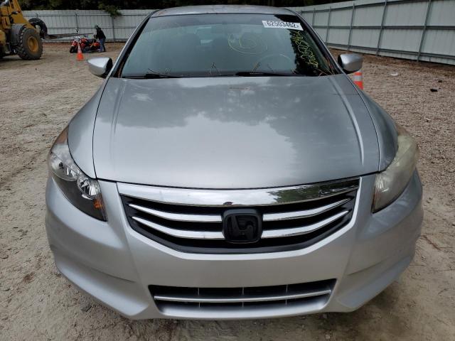 Photo 8 VIN: 1HGCP2F47CA232870 - HONDA ACCORD LXP 