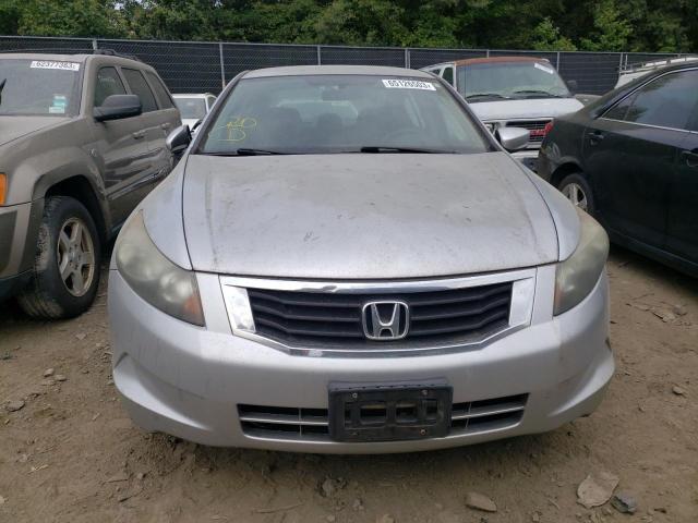 Photo 4 VIN: 1HGCP2F48AA015177 - HONDA ACCORD LXP 