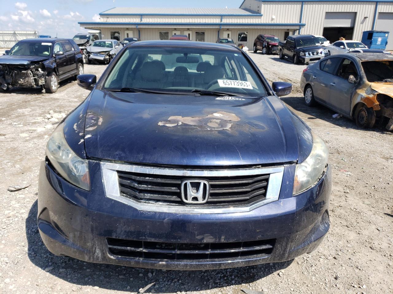 Photo 4 VIN: 1HGCP2F48AA115909 - HONDA ACCORD 